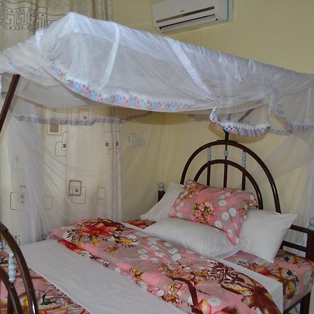 Barcelona Lodge Bagamoyo Exteriör bild