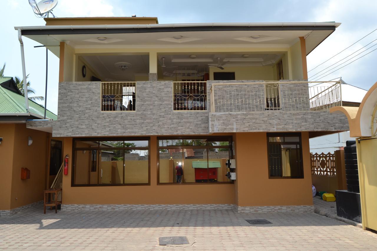 Barcelona Lodge Bagamoyo Exteriör bild